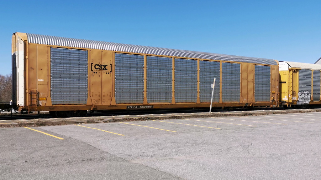 CSX C00711 (Body) CTTX 692595 (Flat)